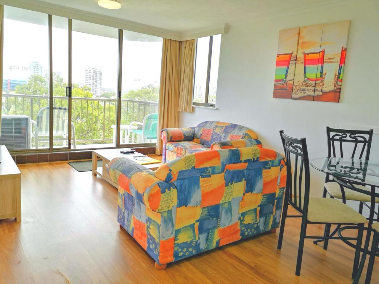 Anacapri Holiday Resort Apartments Surfers Paradise Exterior foto